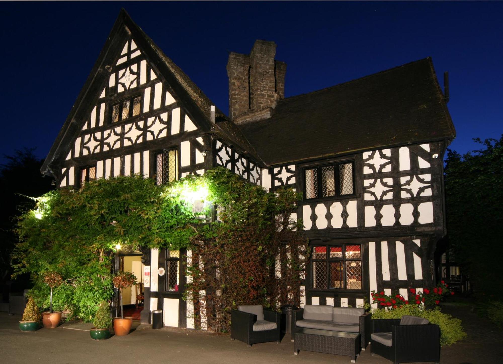 Maesmawr Hall Hotel Caersws Exterior photo