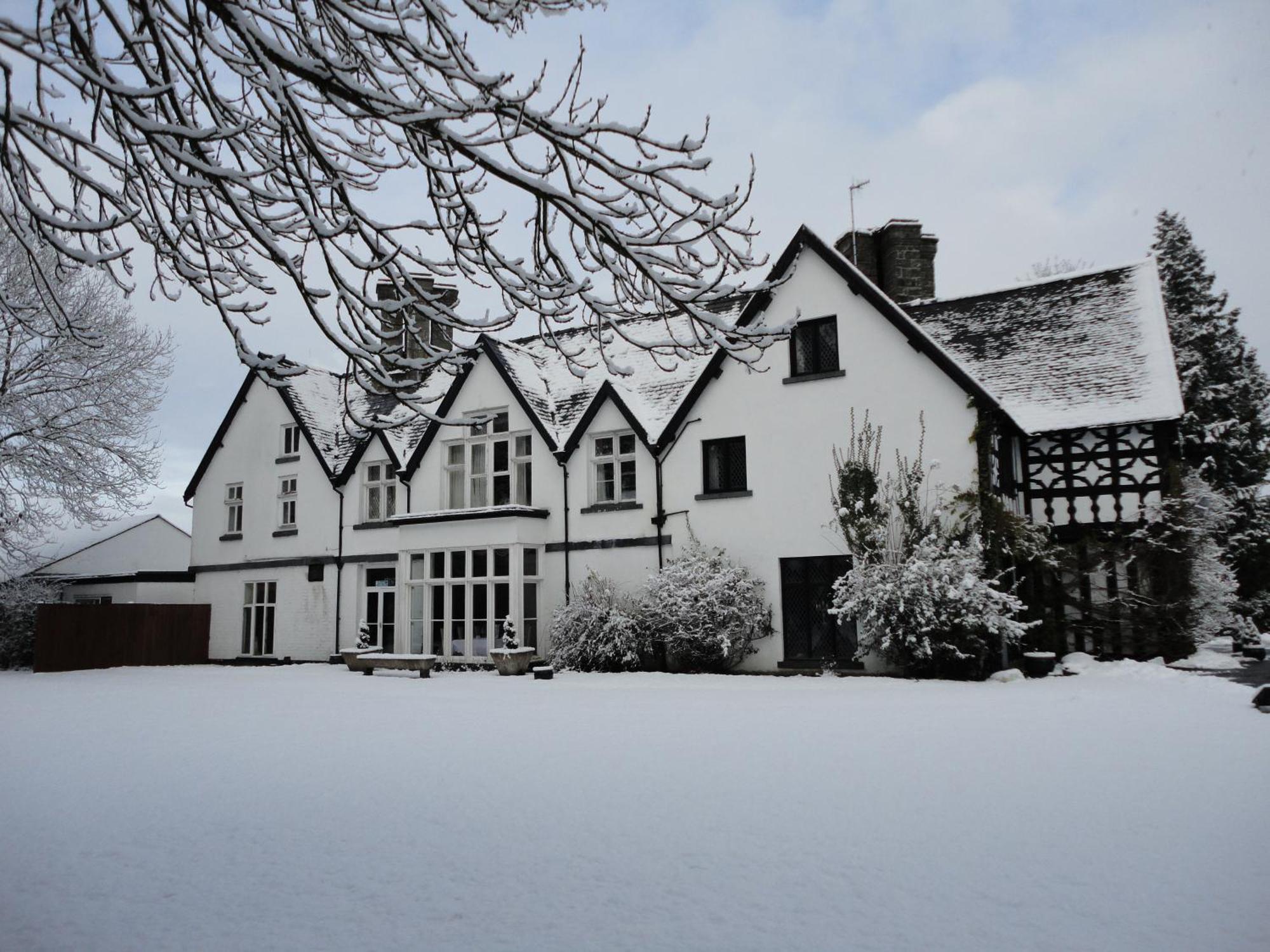 Maesmawr Hall Hotel Caersws Exterior photo